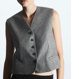 COS Cropped Wool Waistcoat / Vest - Size EU 44; Fits like Medium